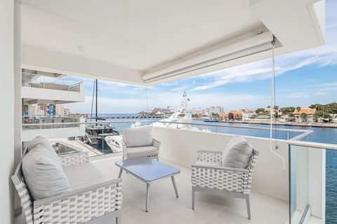 The Aurum Marina - Luxury Adults only appartment