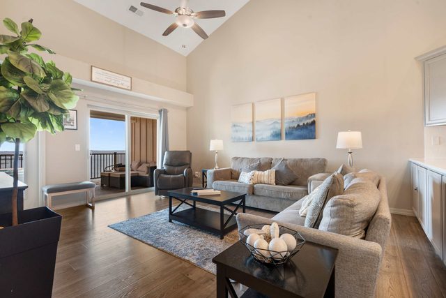 The Lakeview Penthouse - 10ppl