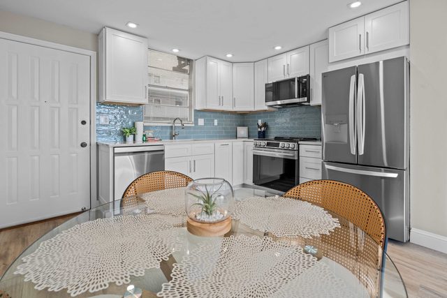 Newly Renovated Studio at Beach & Tennis 1401