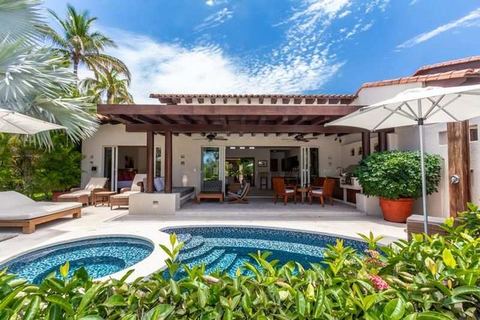 Punta Mita Villa: Private Pool & Golf Course View