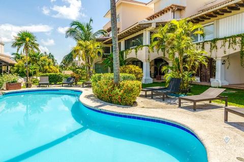 Hotel Zone Stay with Lagoon Views and Pools