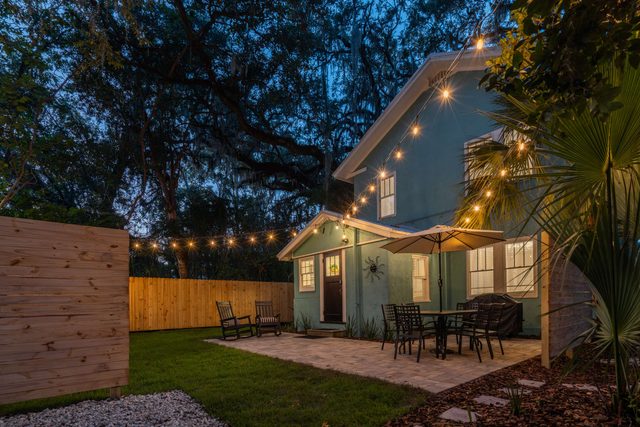 Sanctuary on 3rd | Walk to UF • Parking • Grill — Gainesville, FL