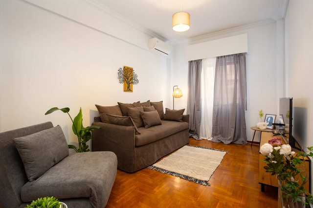 Central Athens Fully-Equipped Getaway in Victoria