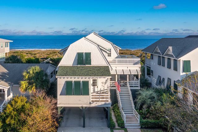 The Miramare - Historic Wrightsville Beach Cottage — Wrightsville Beach, NC