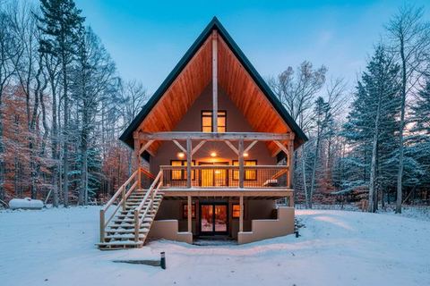 Wander In | Close to Mount Snow & Stratton
