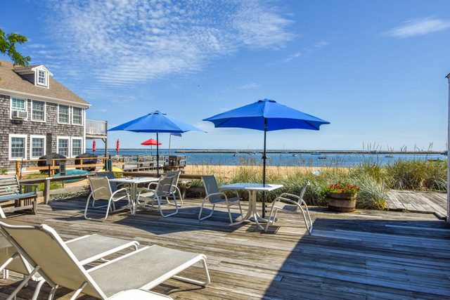 Beachfront with shared sundeck!