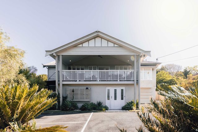 Urban Getaway Top Floor - 4BR/4BA, Sauna, Ipswich — Newtown, Queensland