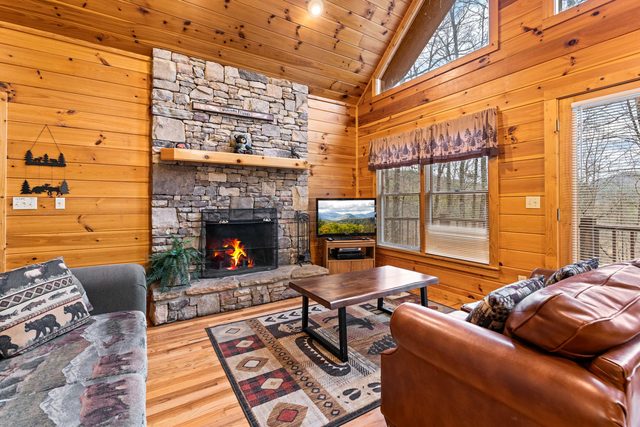 Hickory Hill | Sevierville Smoky Mountain Cabin