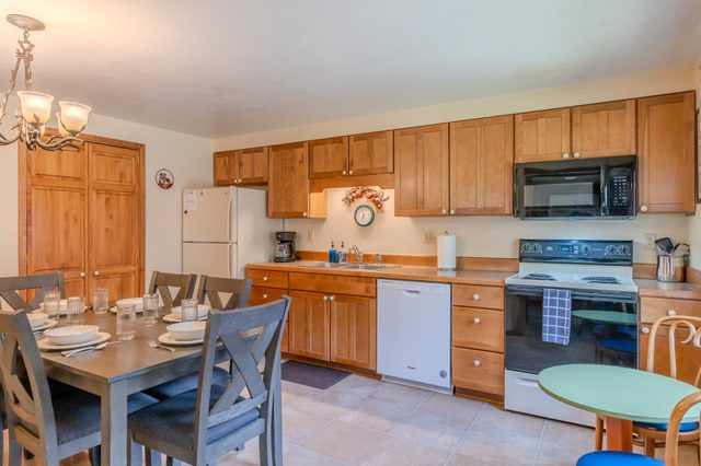 Lodgepole Condo Unit 5