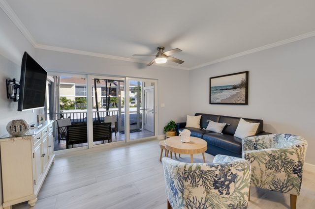 Villa Sanibel 1B | Right on the Beach in Sanibel