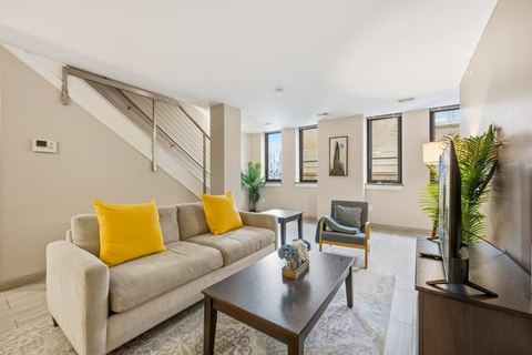 New 3BR Stylish Downtown Suite — Detroit, MI