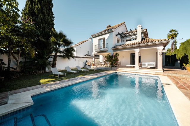 Villa Parcelas Del Golf | Private Pool Family Marbella Escape