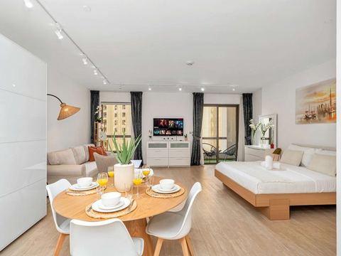 Spacious JBR Studio | 5 min to Beach | Pool & Gym