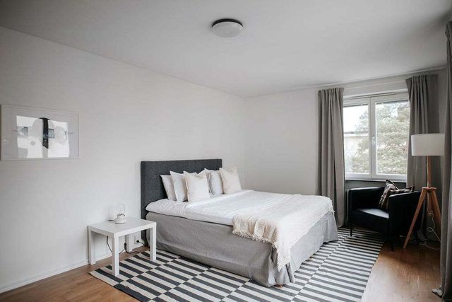 Cozy 2-Bedroom Apartment in Stockholm