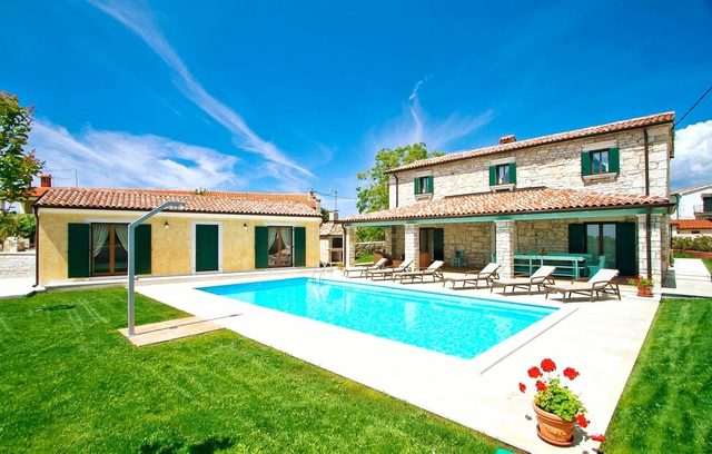 Countryside Villa Romina with private heated pool — Radetići, Istria
