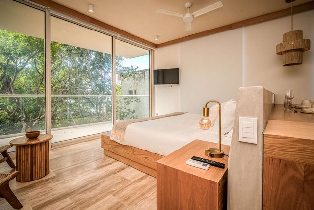 Mangrove View with Rooftop Pool + Beach Access — Puerto Morelos, Quintana Roo