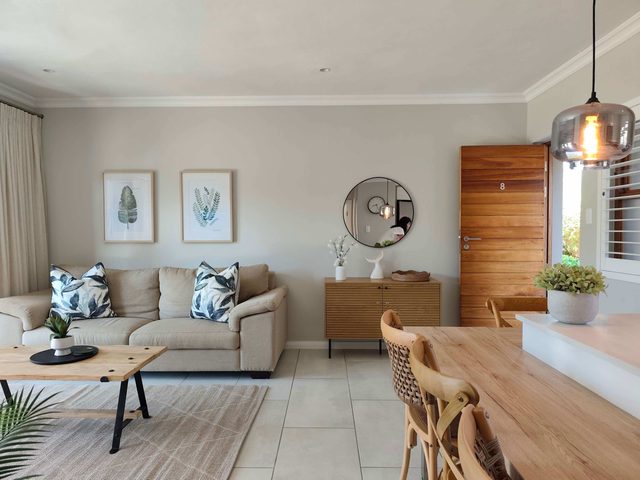 The Whale Tale - 2BD, Pool & 800m to Solar Beach — Plettenberg Bay, Western Cape