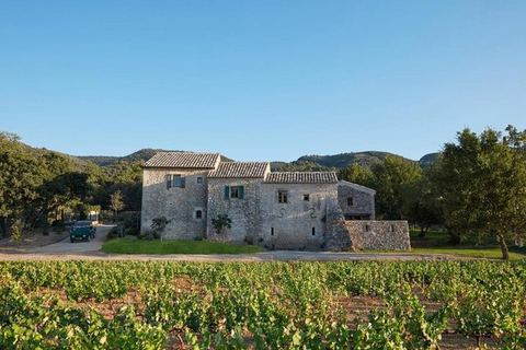 Charming villa in the Luberon vineyards — Ménerbes, Provence-Alpes-Côte d'Azur