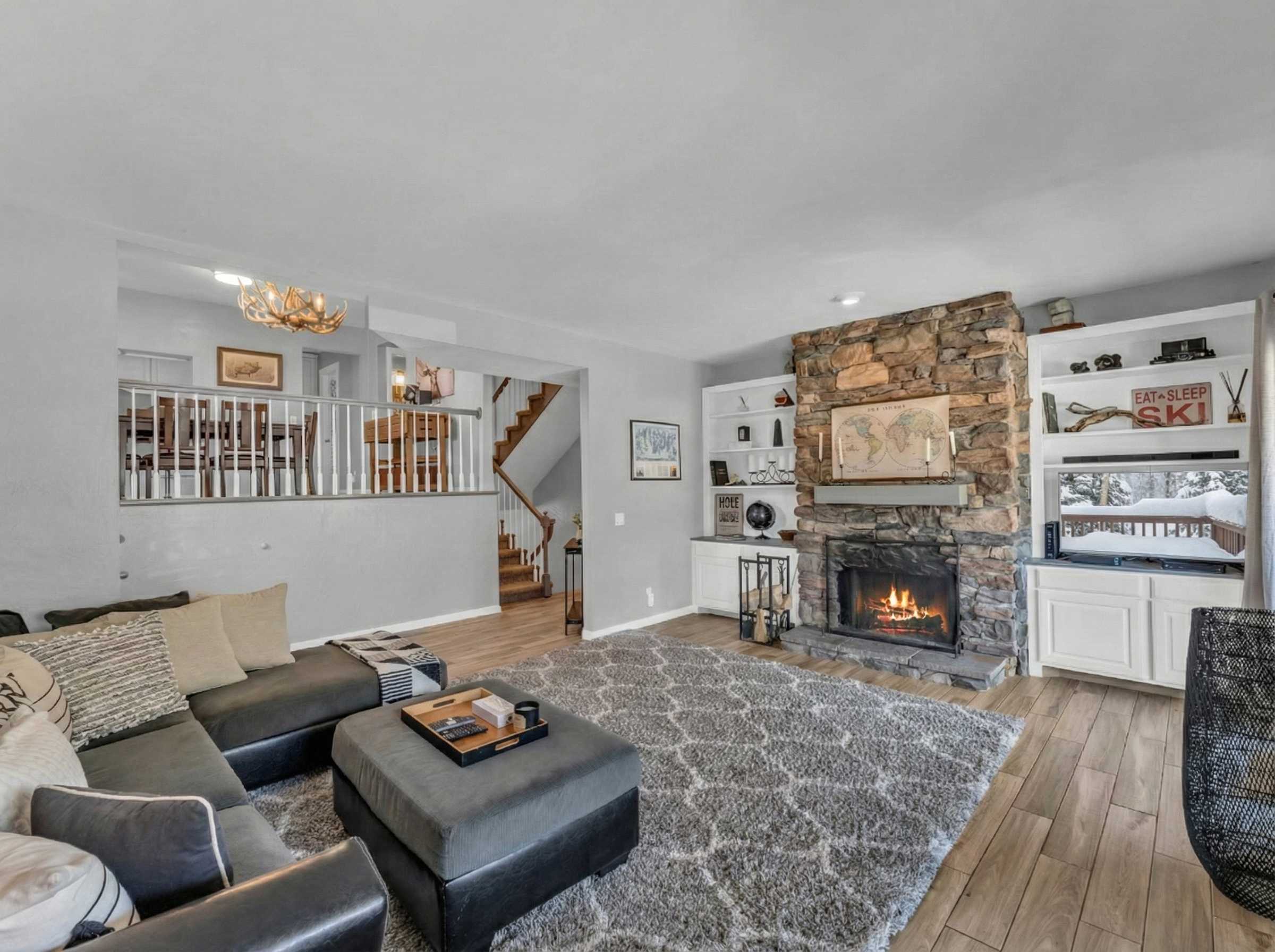Old Town Mountain Views with Hot Tub & Deck