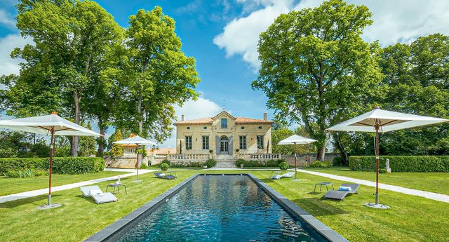 La Chartreuse, a villa for Country Elegance near Bordeaux and St. Emilion