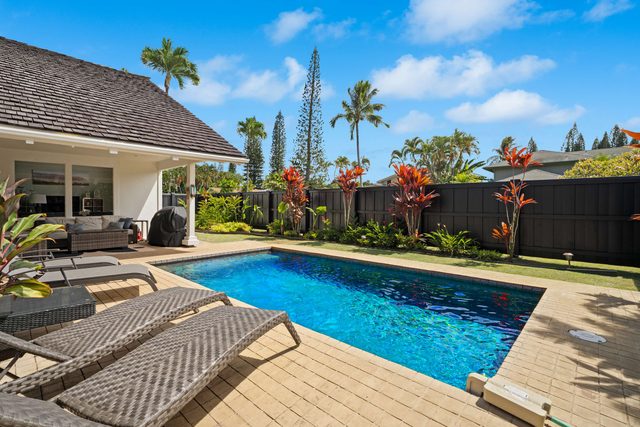 Princeville Home w/Private Pool and Mountain View