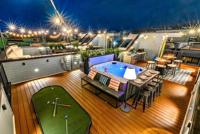 Lux Nash Party•10 Beds•Hot Tub•Game Room + Pool