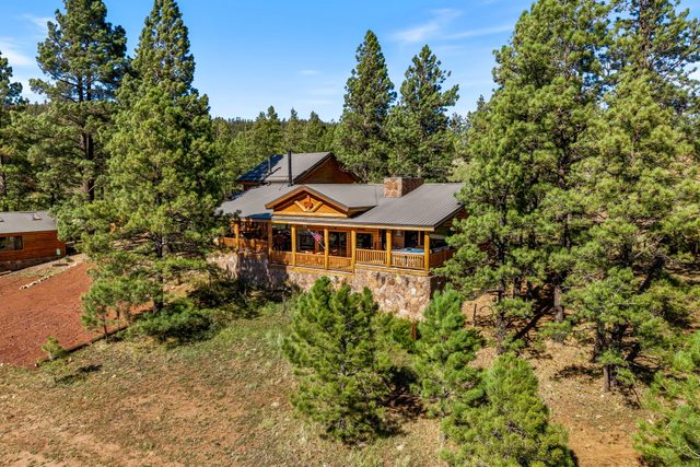 The Lodge at Meadowdust — Greer, AZ