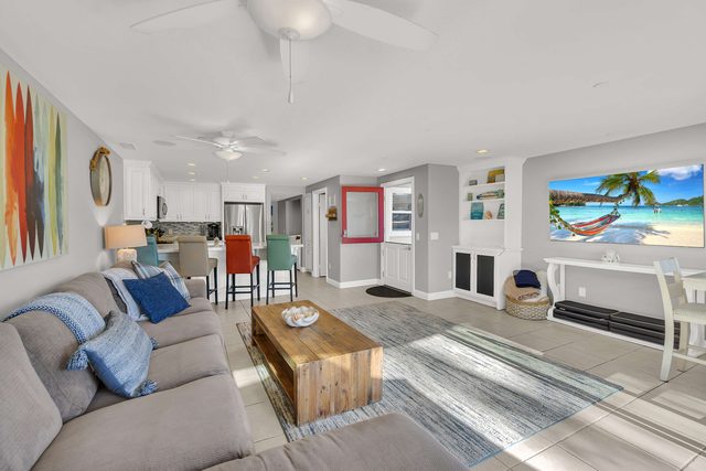 223 34th St A | Beautiful beach house, 2 blocks to the sand