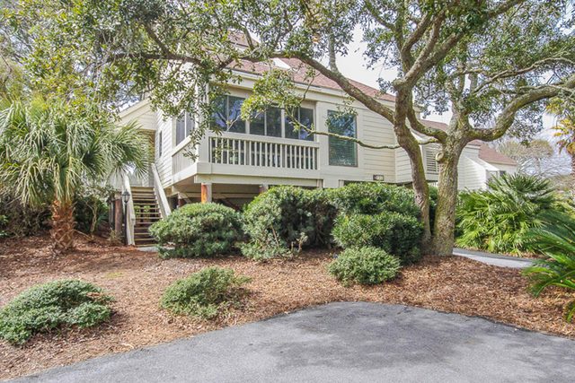 Villa with screened porch & fabulous views - just across the street from the beach — Seabrook Island, SC