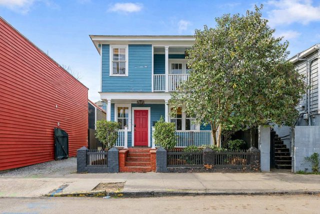 Charleston Riviera | King Street Home - Walkable!