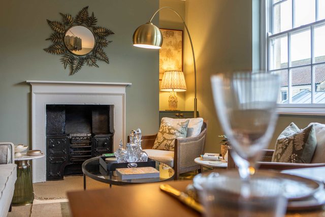 Old Orchard Elegance - Private Parking