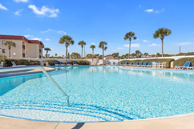 Tidal Terrace l Heated Pool l Steps to Beach!