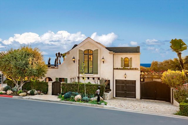 The Stratford - Del Mar Luxury Living