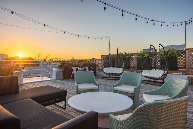 KAMP - Rooftop Penthouse Overlooking Duval