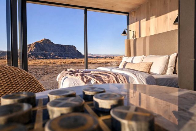 One-of-a-Kind Mirror Cabin Near Capitol Reef — Torrey, UT