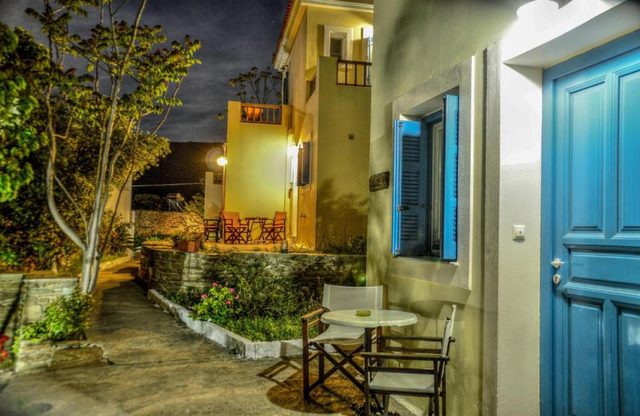Mainades Studio - Evrypyli Serene Escape in Andros — Menites, South Aegean