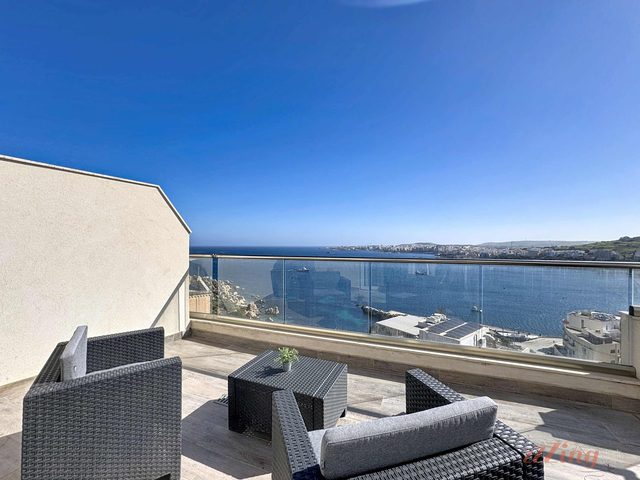 Stylish Seaview Retreat in St Paul’s Bay