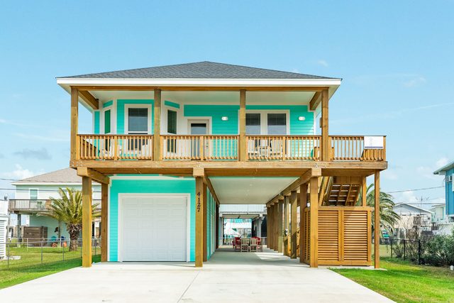 Teal Turtle - Sassy & Sophisticated Sea Isle Spot — Galveston, TX