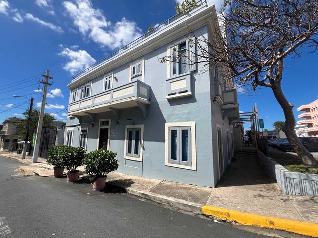 Charming Apt Near Old San Juan and Beach