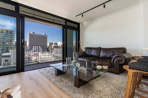 City Views, Shared Gym, Cape Town -York Cityscape Apt