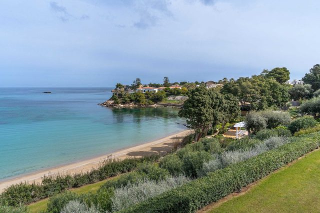 Villa Aura Private Jacuzzi & Sea Views — Siracusa, Sicily