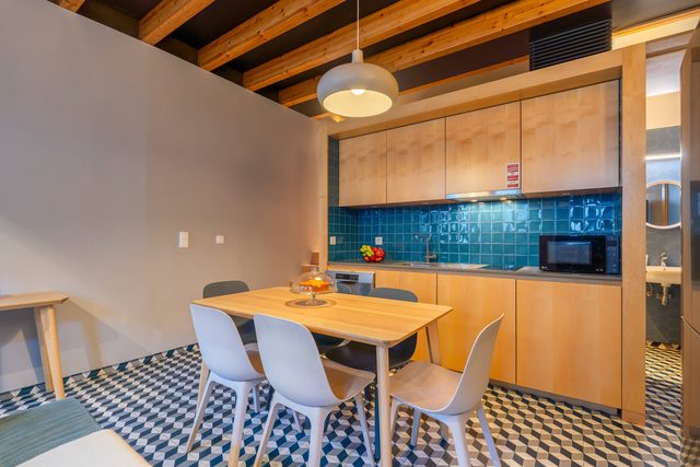 Azulejo Riverside House & Balcony by HostWise — Vila Nova de Gaia, Porto