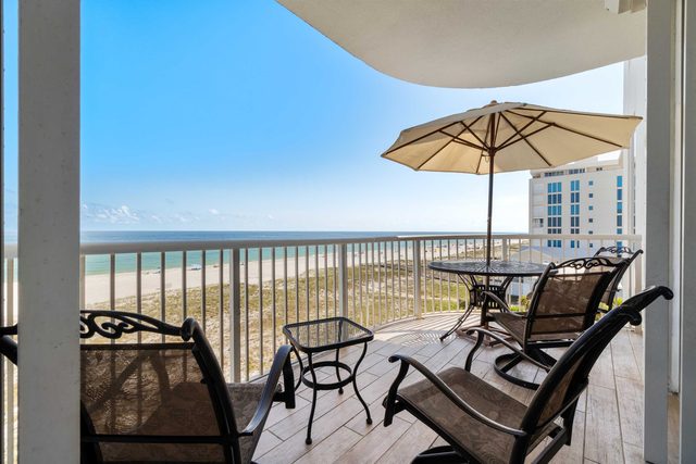 Ocean Views | Private Beach | Pool | Hot Tub | Sauna