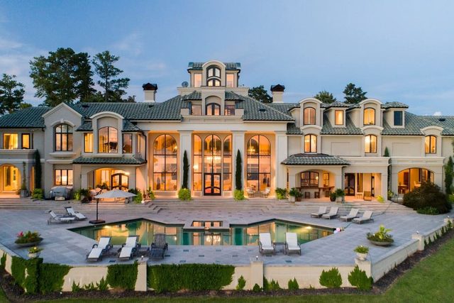 Retreat at Lake Martin - Main house & Boathouse — Alexander City, AL