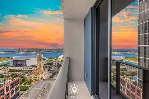 Floor-to-Ceiling Light Chic Miami Studio — Miami, FL
