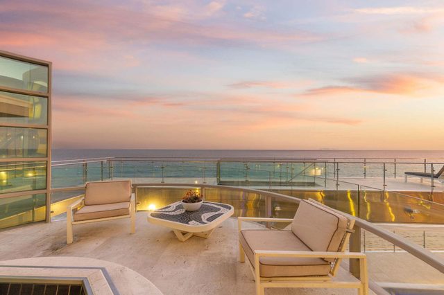 Malibu Yacht Club by Stay Awhile Villas — Malibu, CA