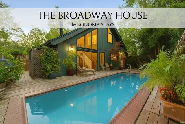 The Broadway House • Steps to Plaza + Pool