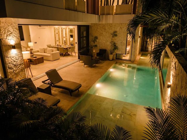 Swim-Up Villa · 4BR · Gated Aldea Zama · Renovated — Tulum, Quintana Roo