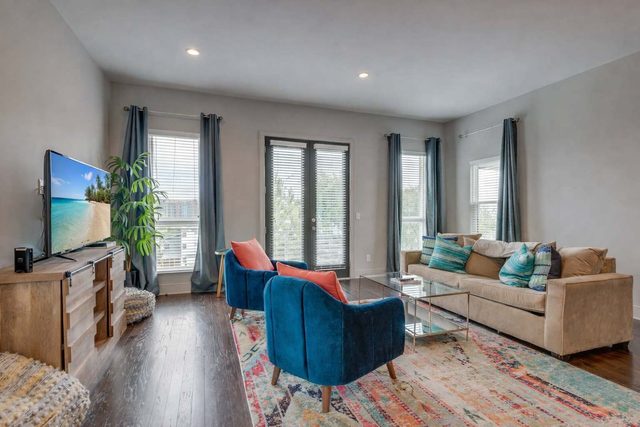 Beautiful Nashville Home – Near Honky Tonks