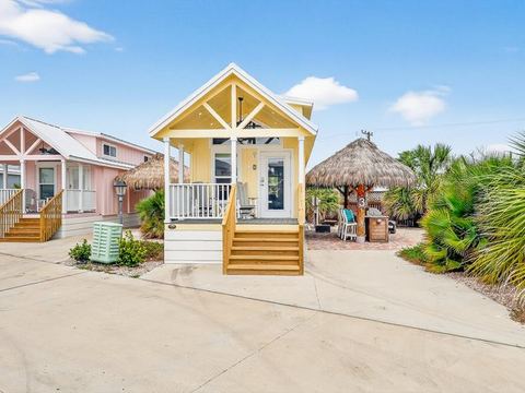 Banana Split — Port Aransas, TX